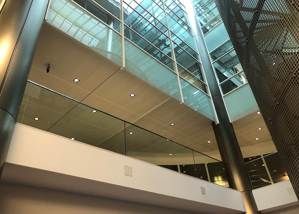 UBS SUISSE, Acacias